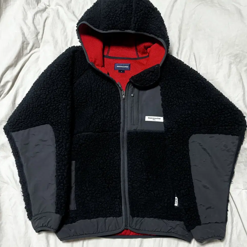 디스이즈네버댓 후디드 후리스 HOODED BOA FLEECE JACKET