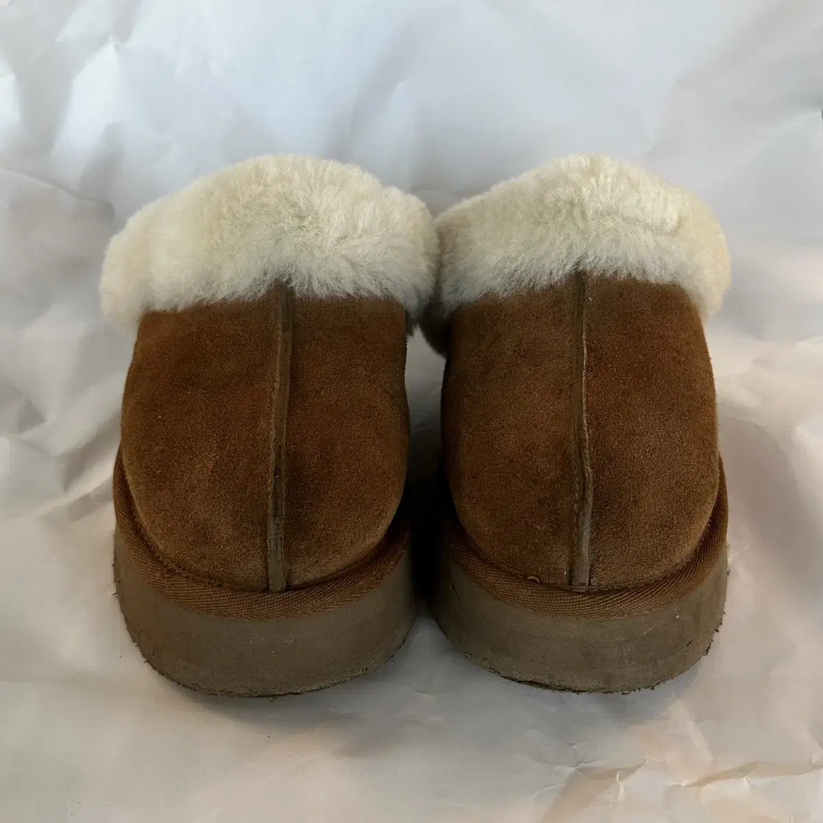 정품 UGG 240 어그 플랫폼 슬리퍼 체스트넛