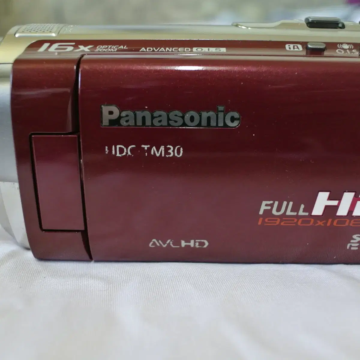 Panasonic HDC TM30 빈티지캠코더 레드와인