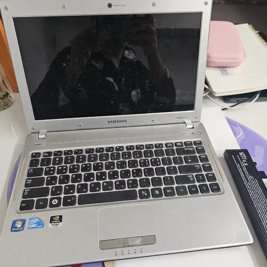 삼성 q330 i5 8g램 지포스 120기가 삼성 ssd 배터리2개