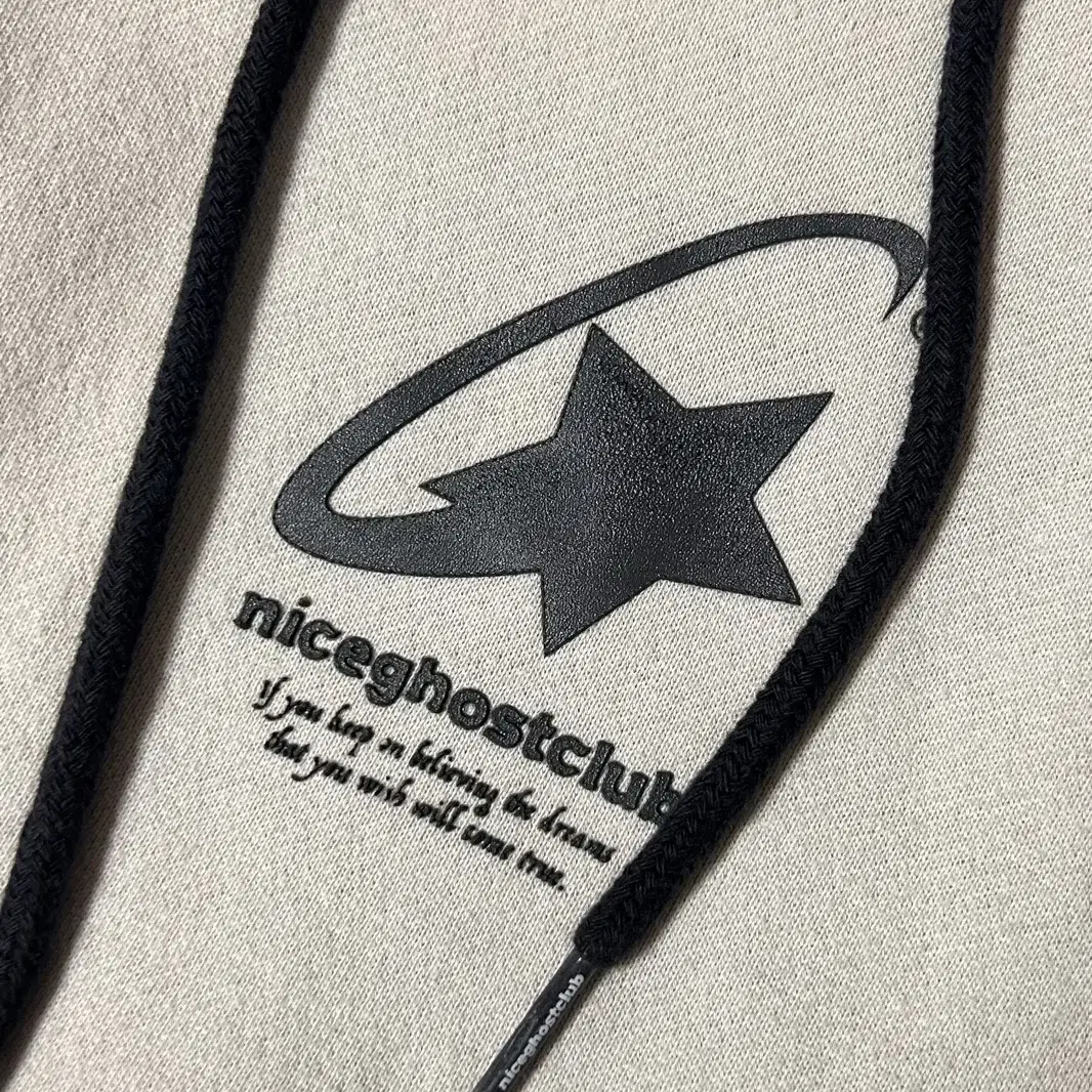 나이스고스트클럽 SHOOTING STAR LOGO HOODIE