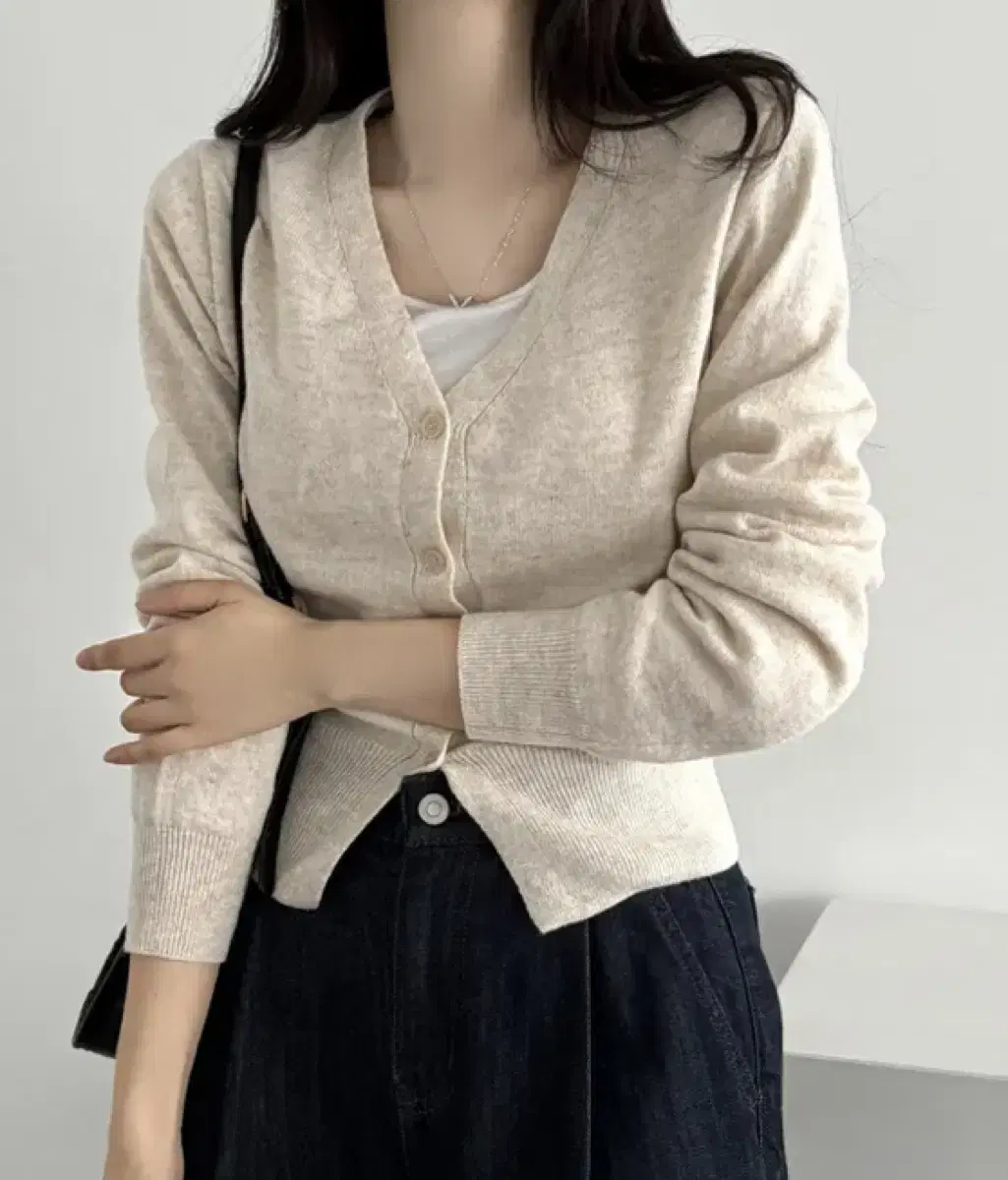 Cashmere V-Neck Knit Cardigan