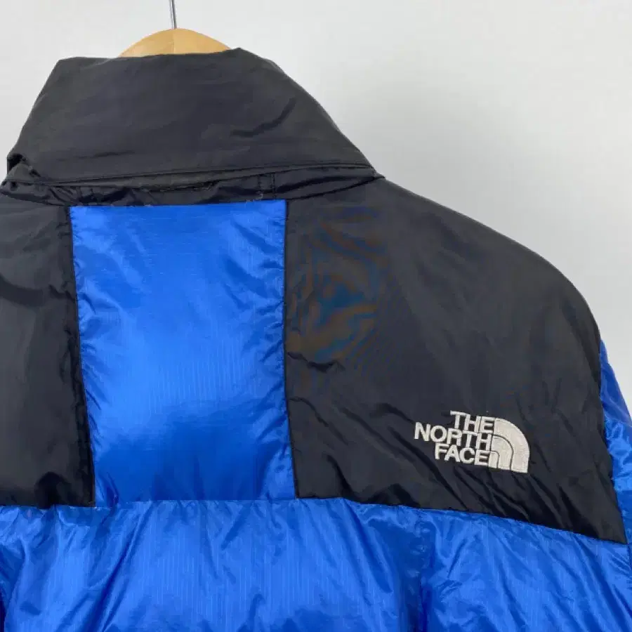 THE NORTH FACE 800 padding