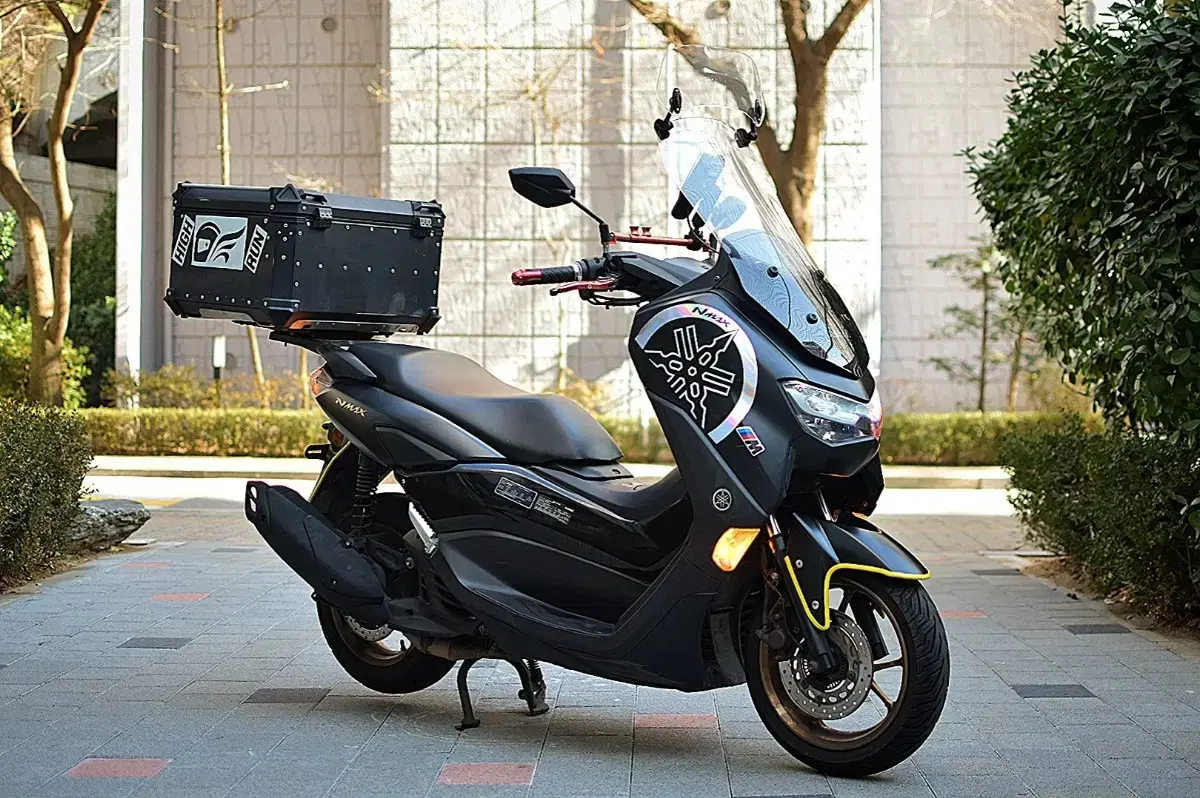 22년식 야마하 nmax125 abs 알탑셋팅 판매합니다.