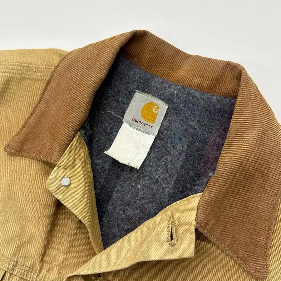 Carhartt 칼하트  브라운 디트로이트 자켓