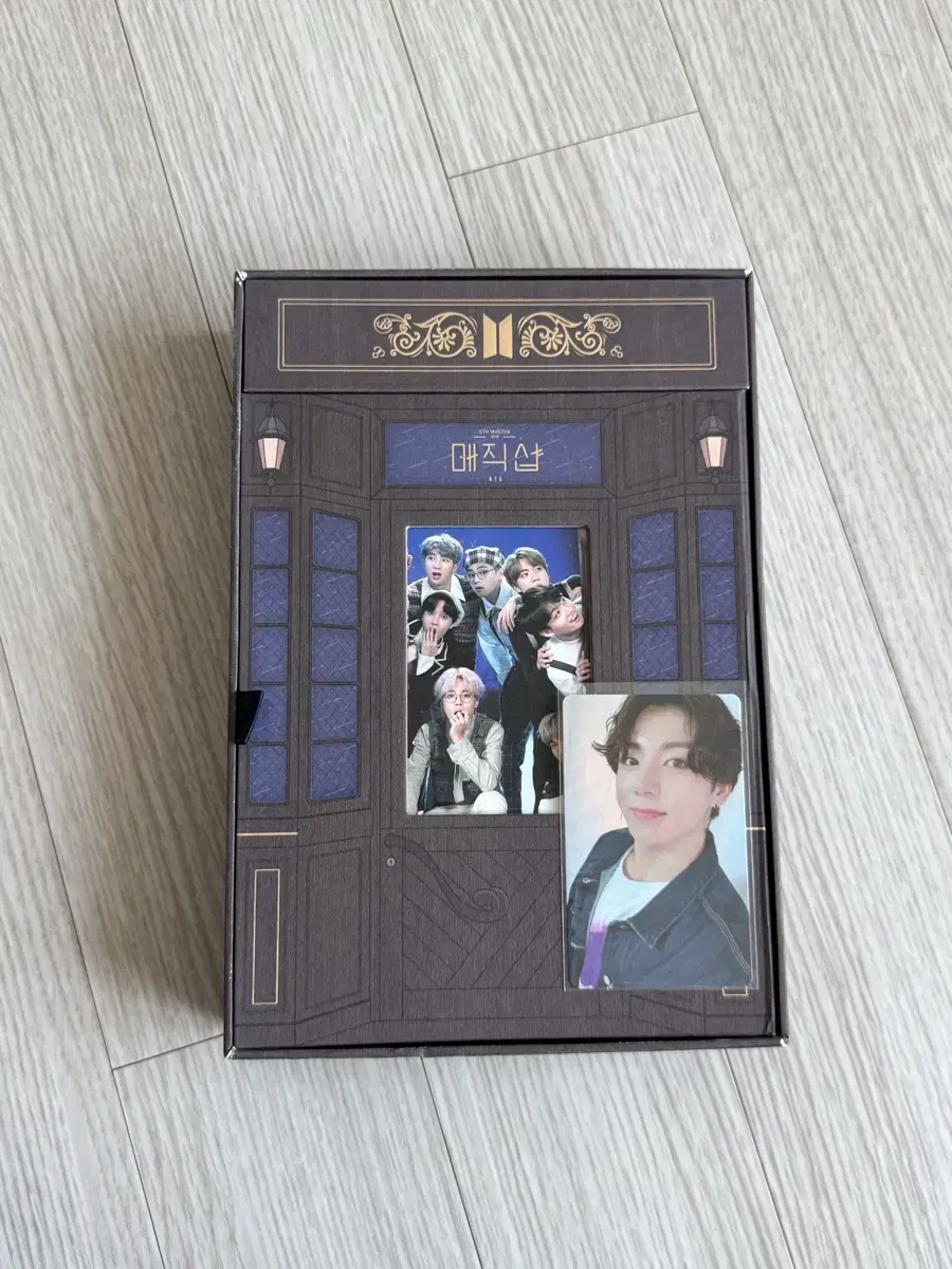 방탄 매직샵 DVD (포카 정국)