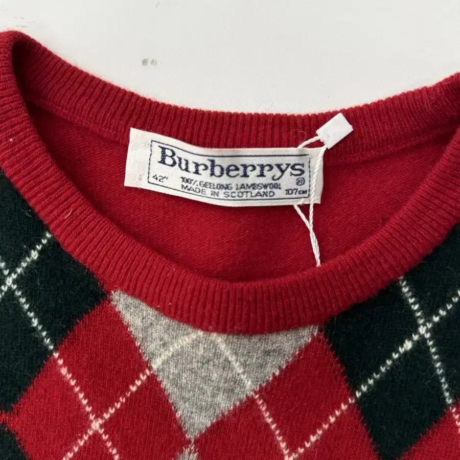 Burberry 버버리 레드 아가일 배색 반팔 니트