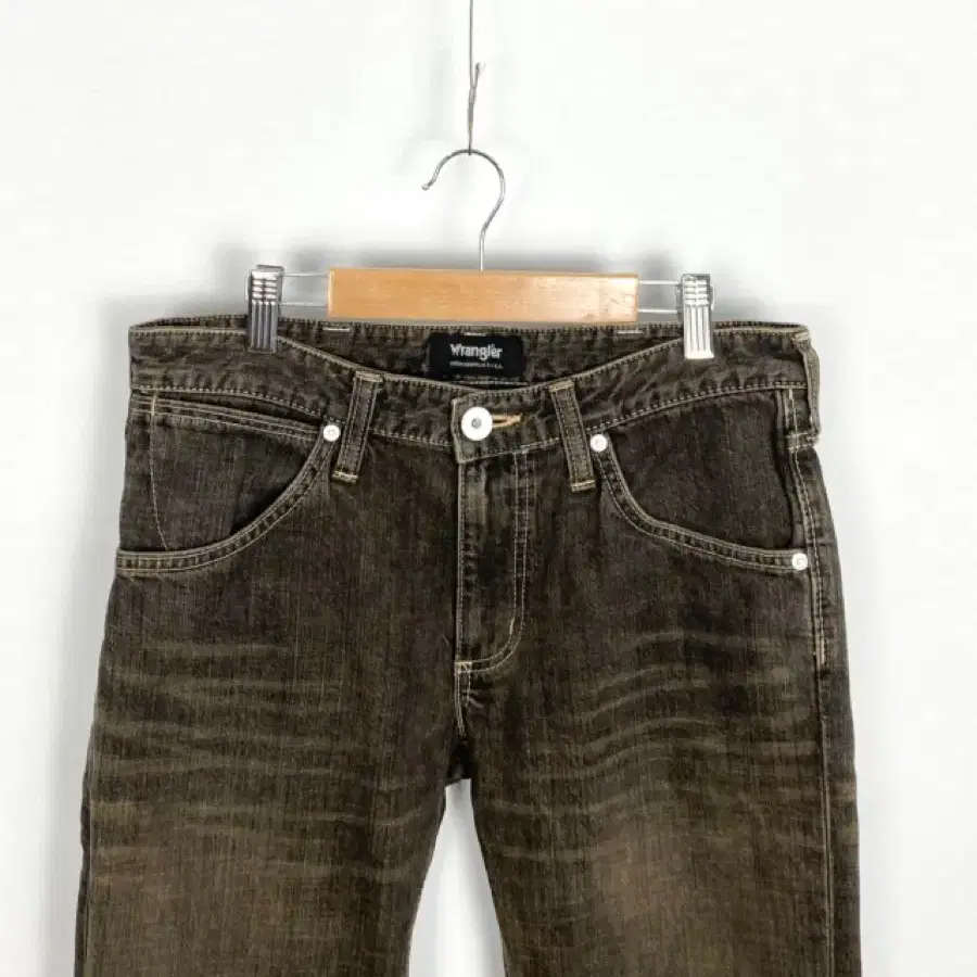 WRANGLER boots cut denim