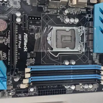 ASRock H97 PRO4 ASROCK H97 pro4マザーボード 未使用品 ASRock H97