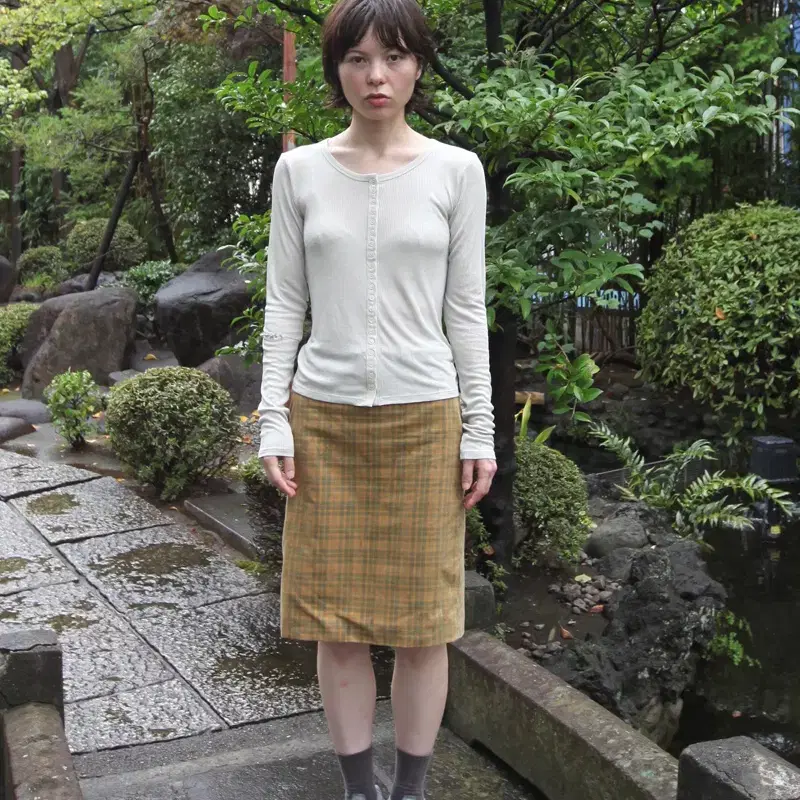 nuuanu Kuru Skirt _ Olive