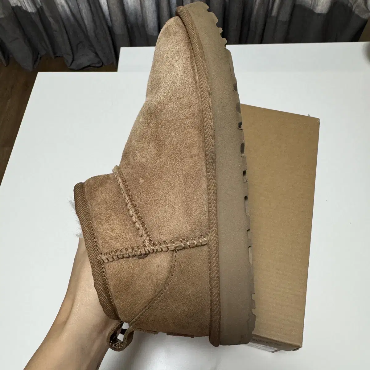 미국 Ugg 어그 220