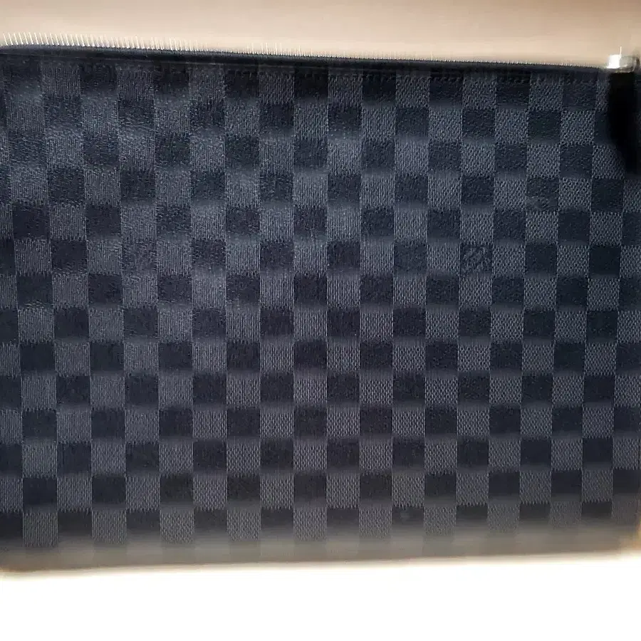 Louis Vuitton Paris Pouch