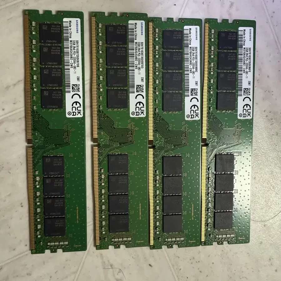 삼성 DDR4 32GB x 4ea 판매합니다 128GB