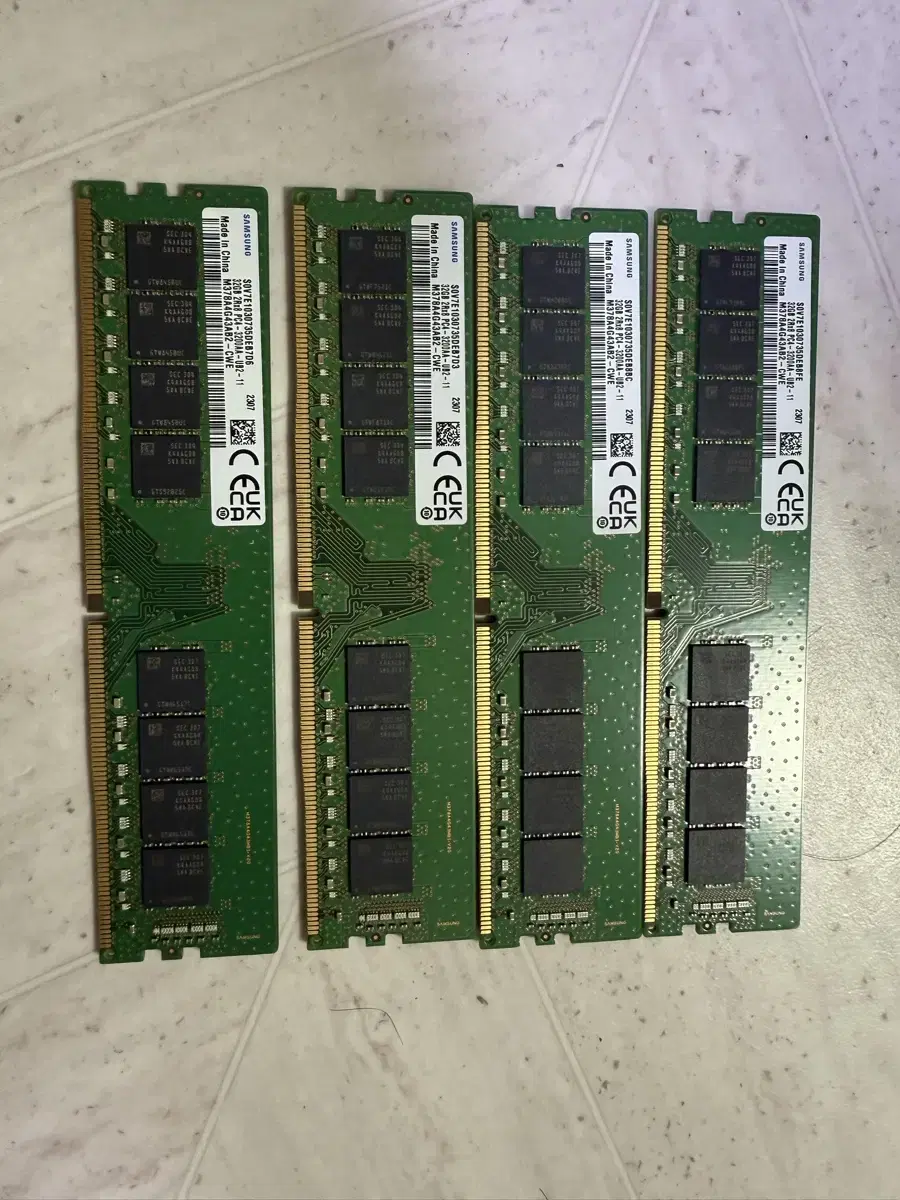 삼성 DDR4 32GB x 4ea 판매합니다 128GB