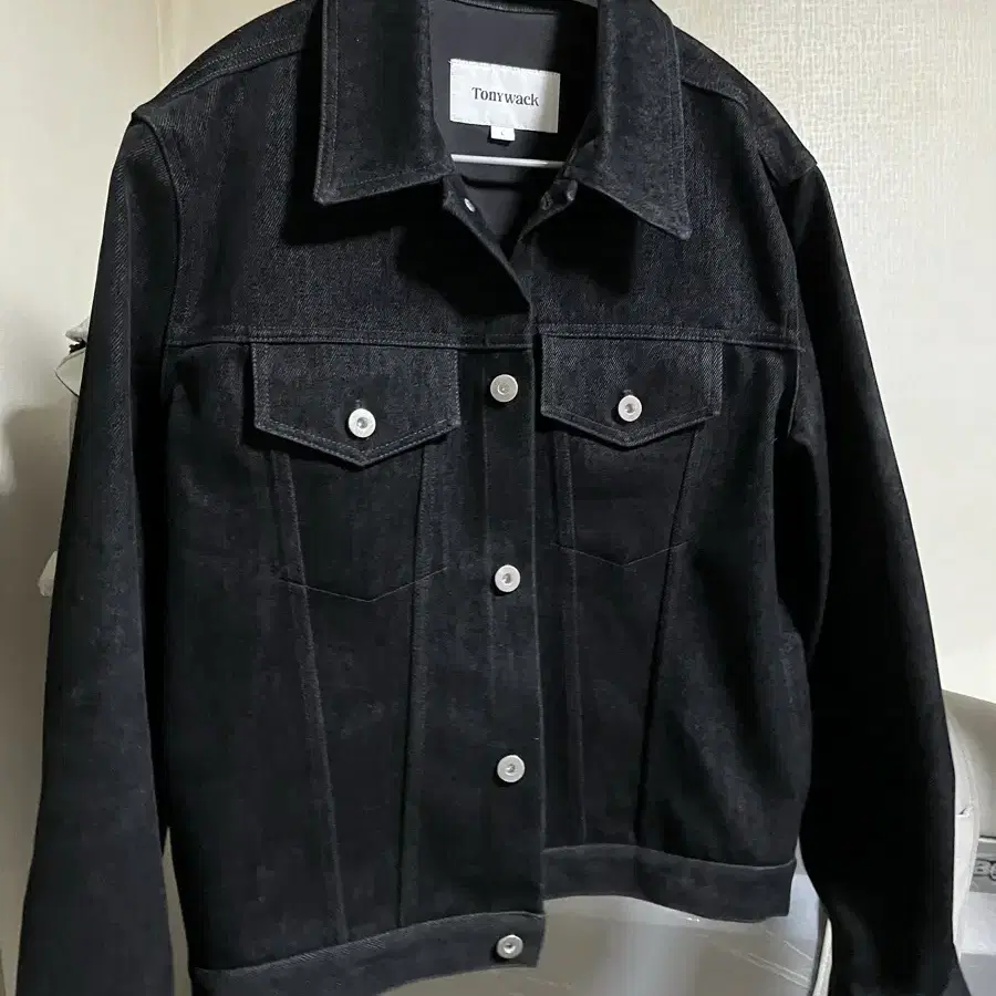 토니웩 Velvet Denim Trucker Jacket_ Blac