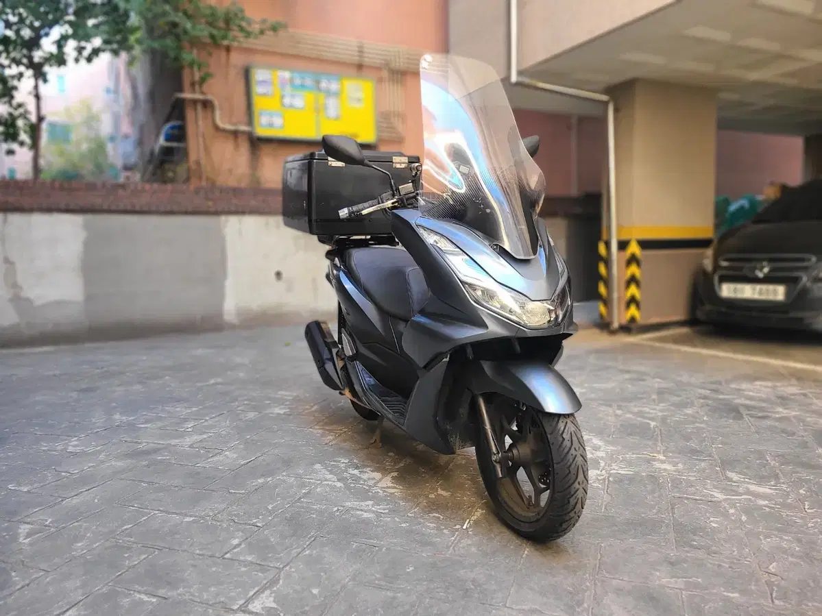 혼다 PCX125ABS 21년식 5만KM 세팅 판매합니다.