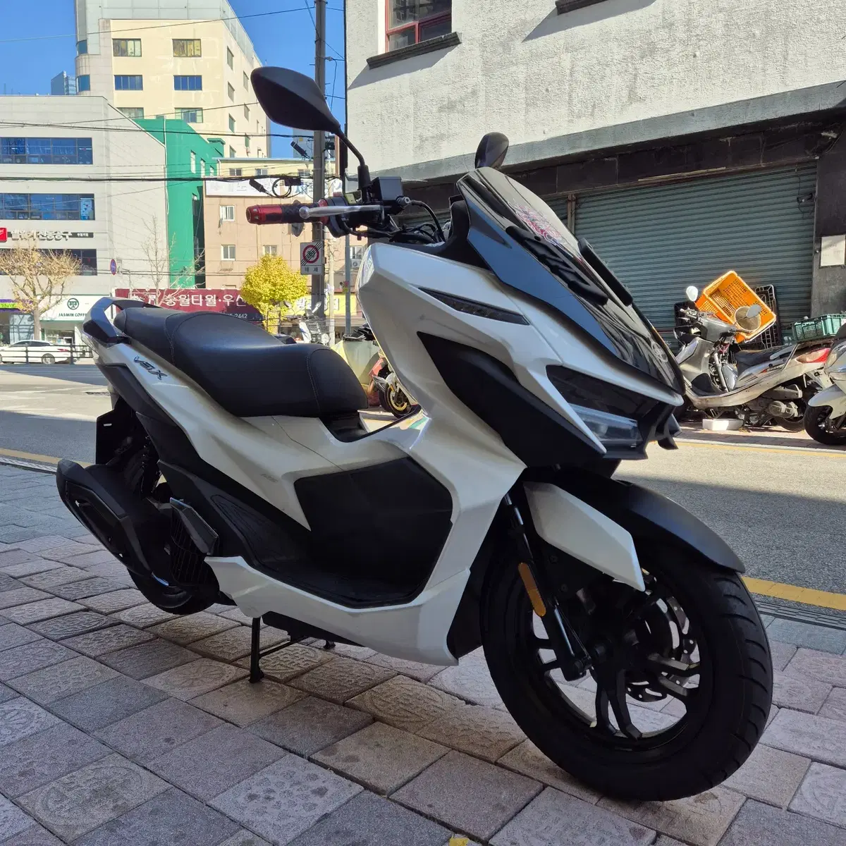 부산 센터판 S급 SYM VSX125 판매합니다.