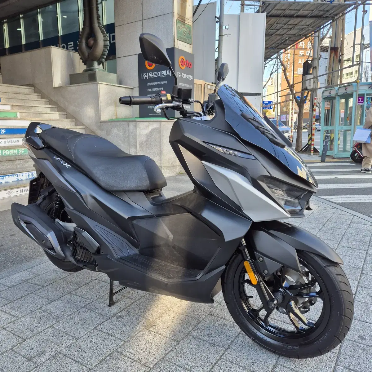 센터판 A급 SYM VSX125 판매합니다.