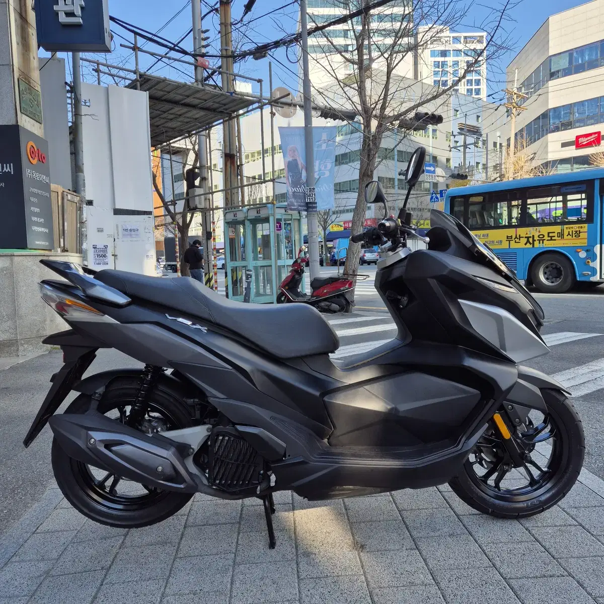 센터판 A급 SYM VSX125 판매합니다.