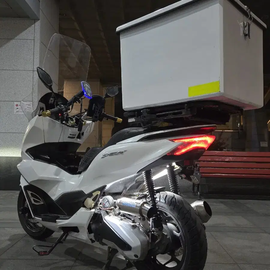 22년식 PCX125 ABS 풀튜닝