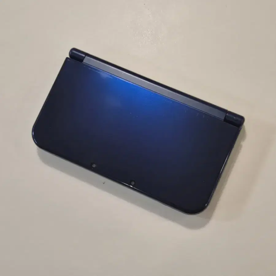 닌텐도 new 3ds xl 블루 포켓몬뱅크 (액정보호필름,파우치,충전기)