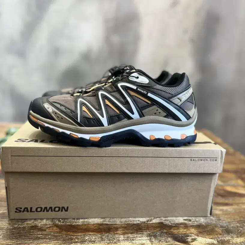 살로몬 SALOMON XA Pro 3D ADV