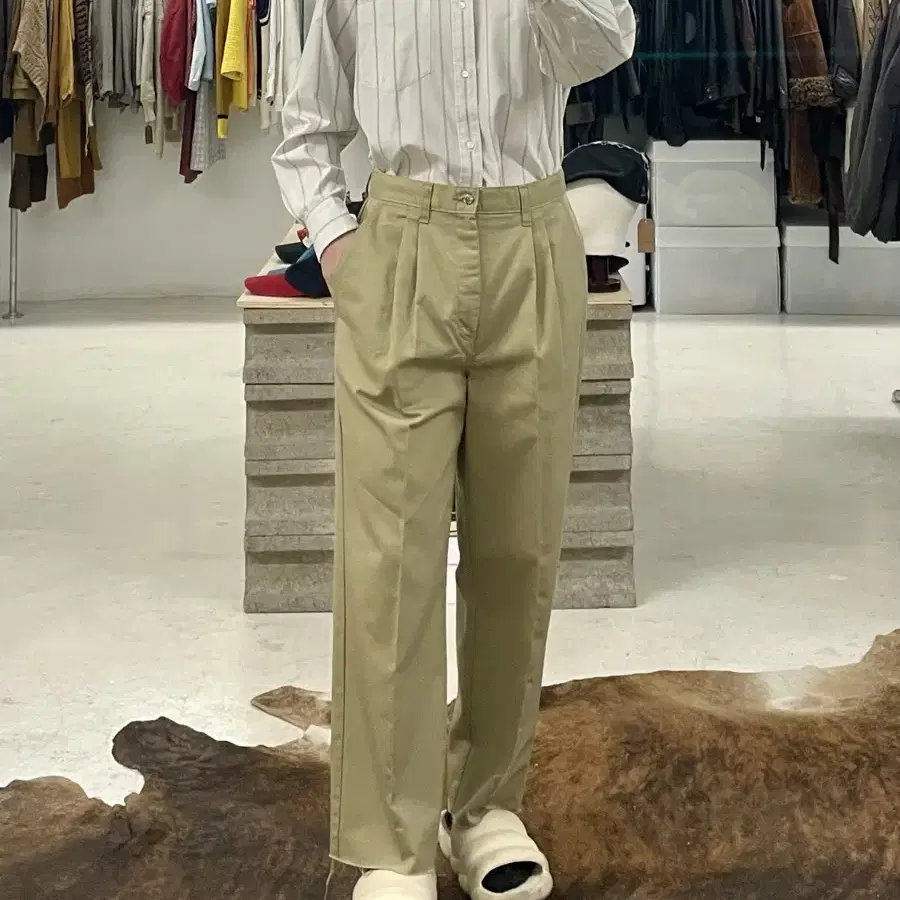 DICKIES two tuck chino pants