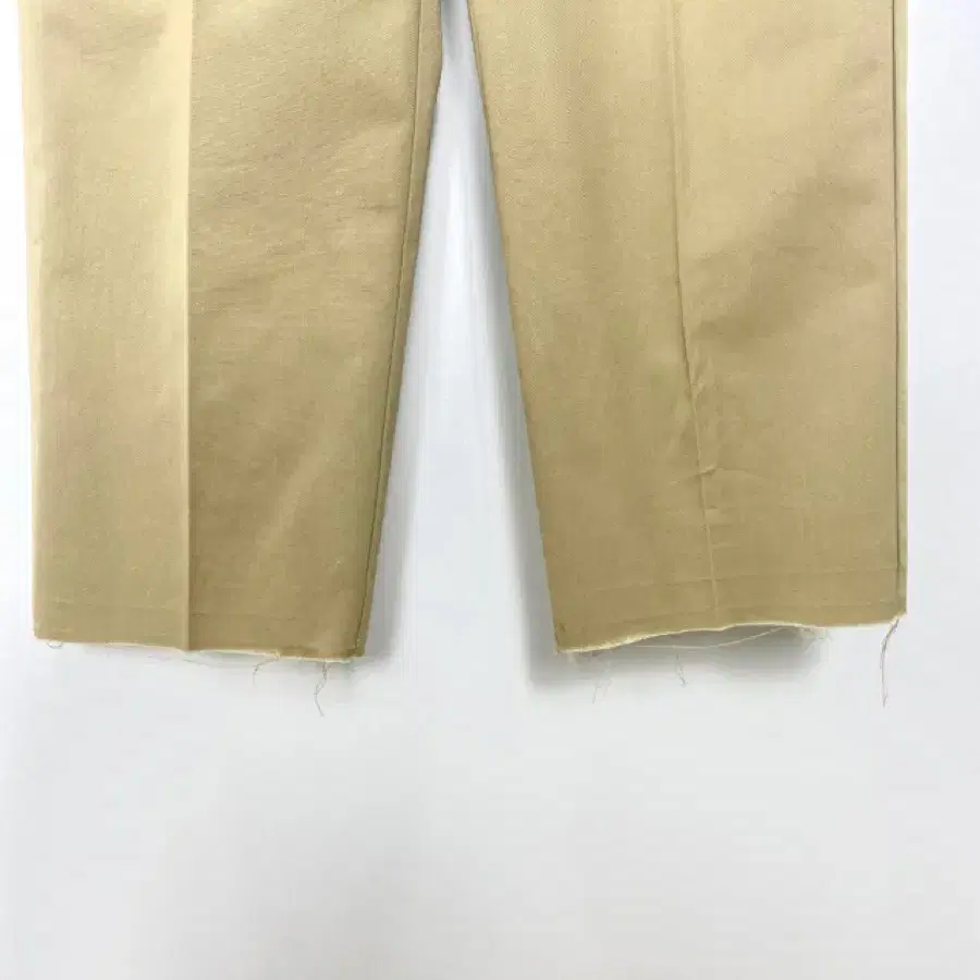 DICKIES two tuck chino pants