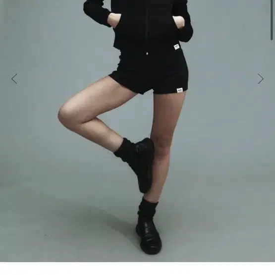 글로니 G CLASSIC RIB SHORTS (BLACK) 립숏츠 m