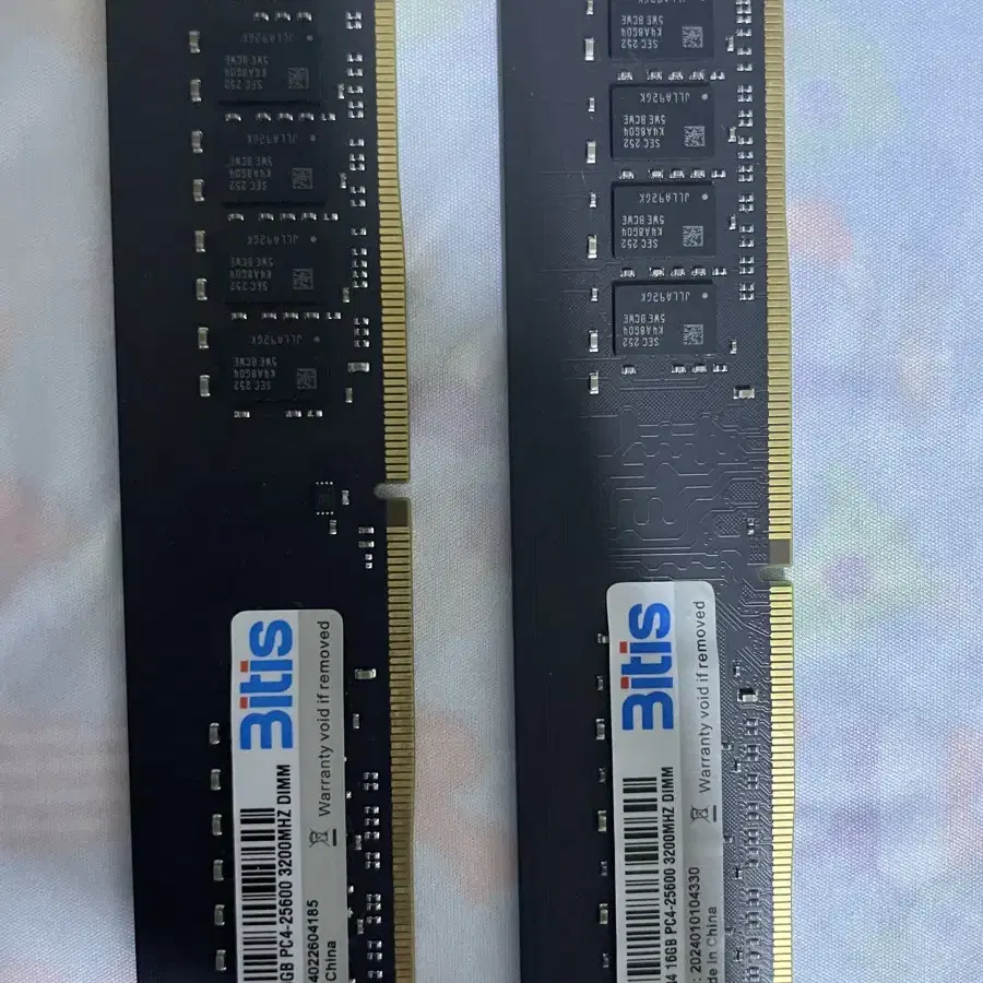 DDR4 램 16기가