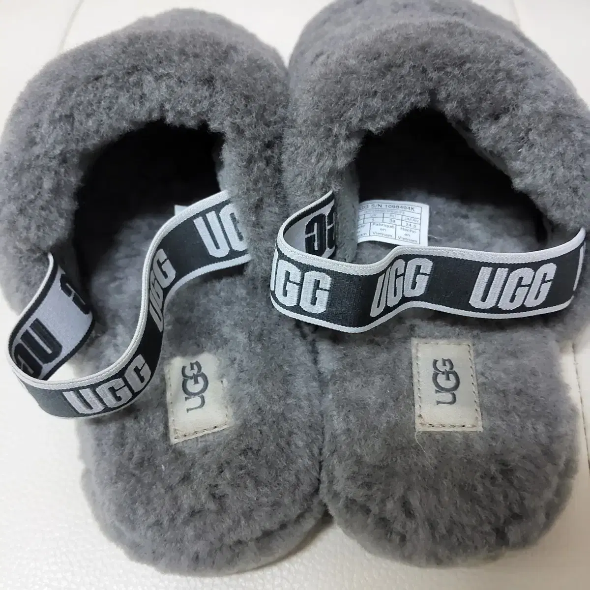 Ugg 여성 샌들 플러프 이어 슬라이드 245