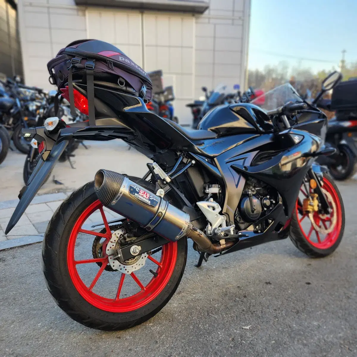 gsxr125 20년식 1만키로 요시무라풀배기 소음기없이 구변완,점검완료