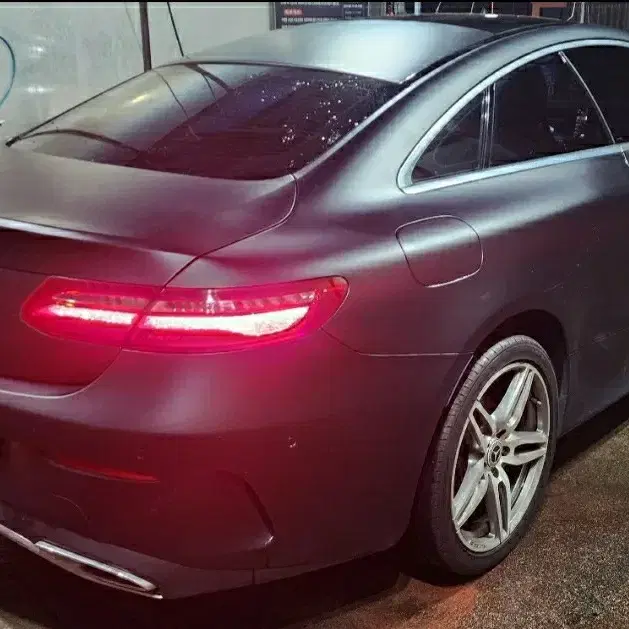 벤츠 E클 w213 E220 D쿠페