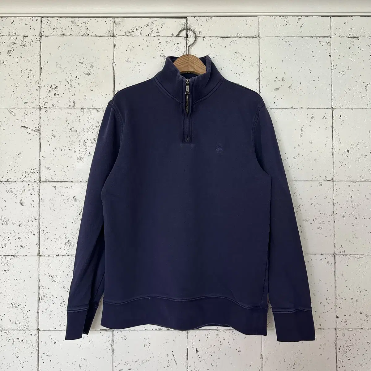 M Brooks Brothers Half Zip Up