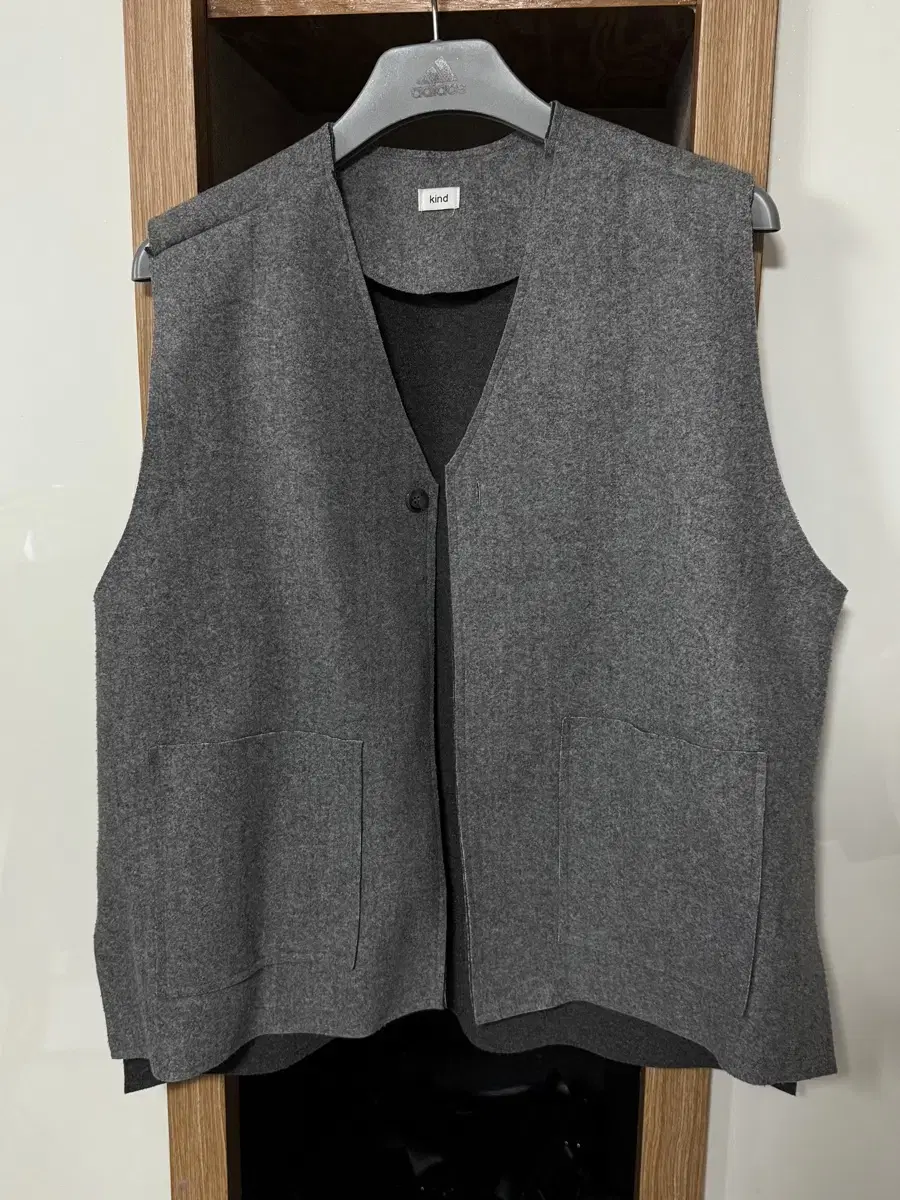 Handmade trimmed vest vest jacket wool