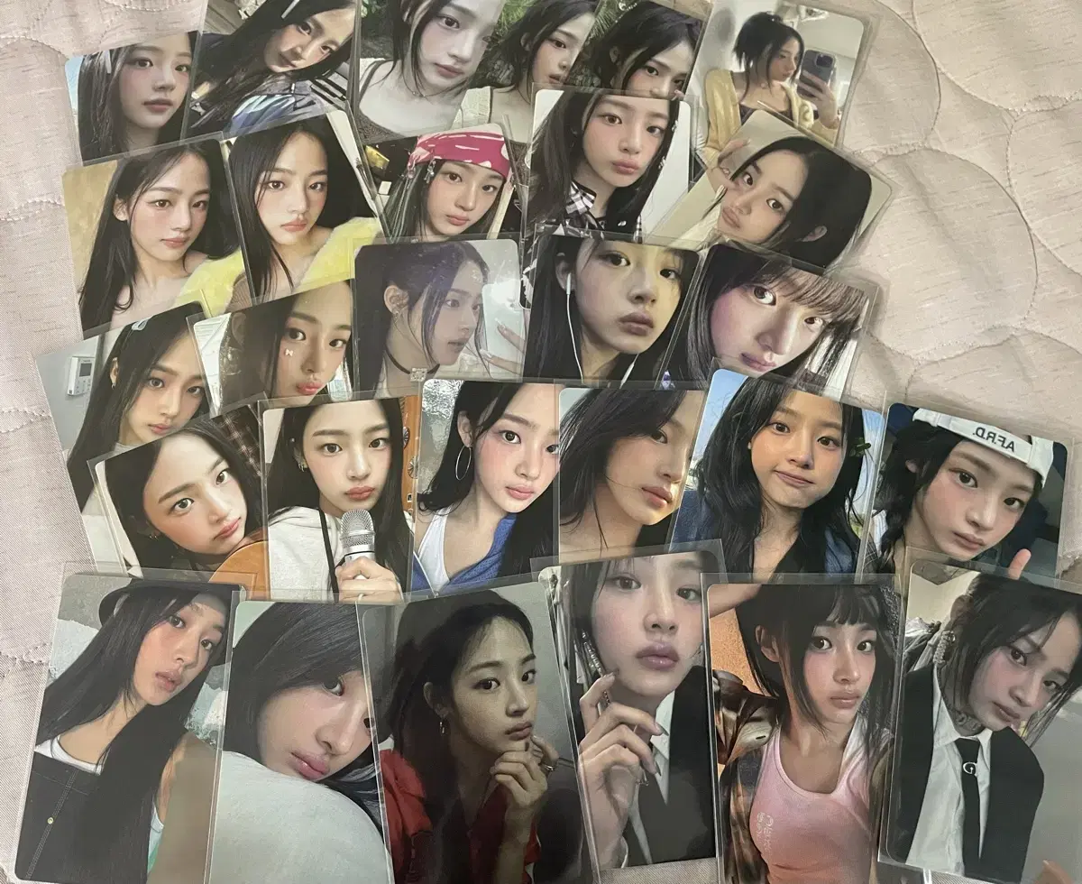 New Jeans minji photocard bulk I transfer (bunnies camp, sig, bunnies kit, line photocard, etc.