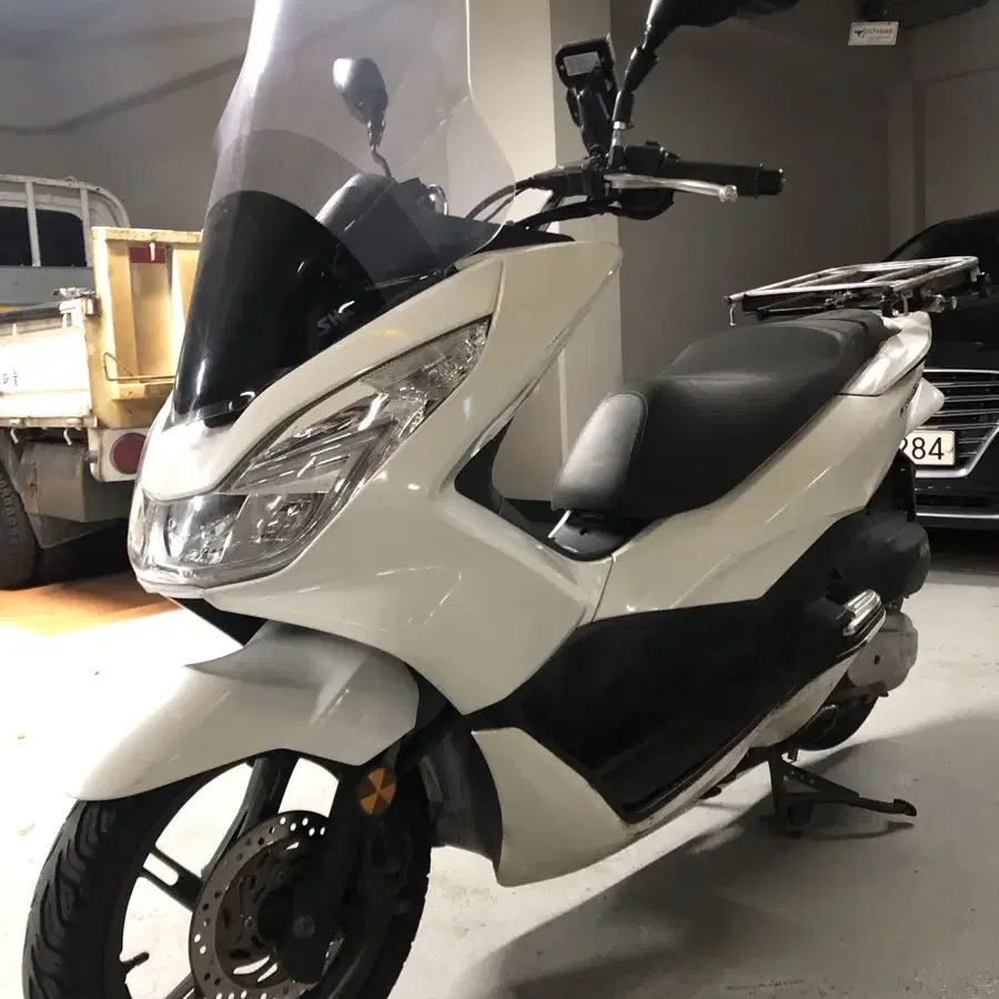 혼다 18년식 PCX125 화이트