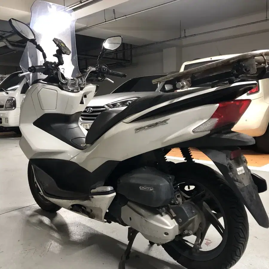 혼다 18년식 PCX125 화이트