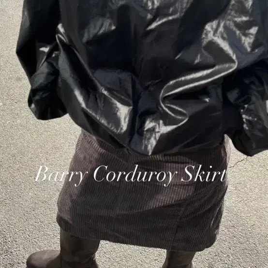 리본빛 Barry Corduroy Skirt - Charcoal