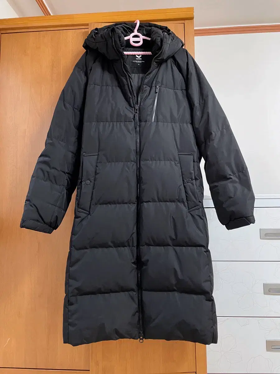 Quality black long padded XL in excellent condition