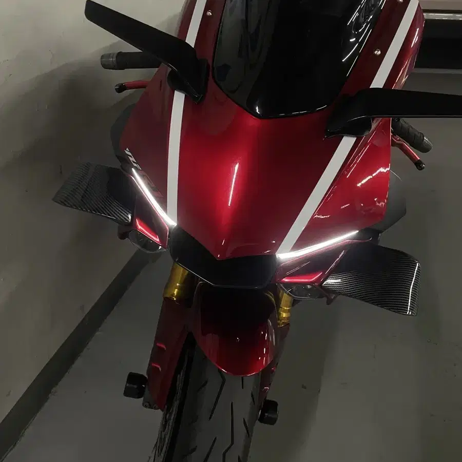 야마하 yzf r1