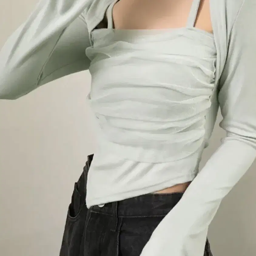 ondid / shirring mesh top