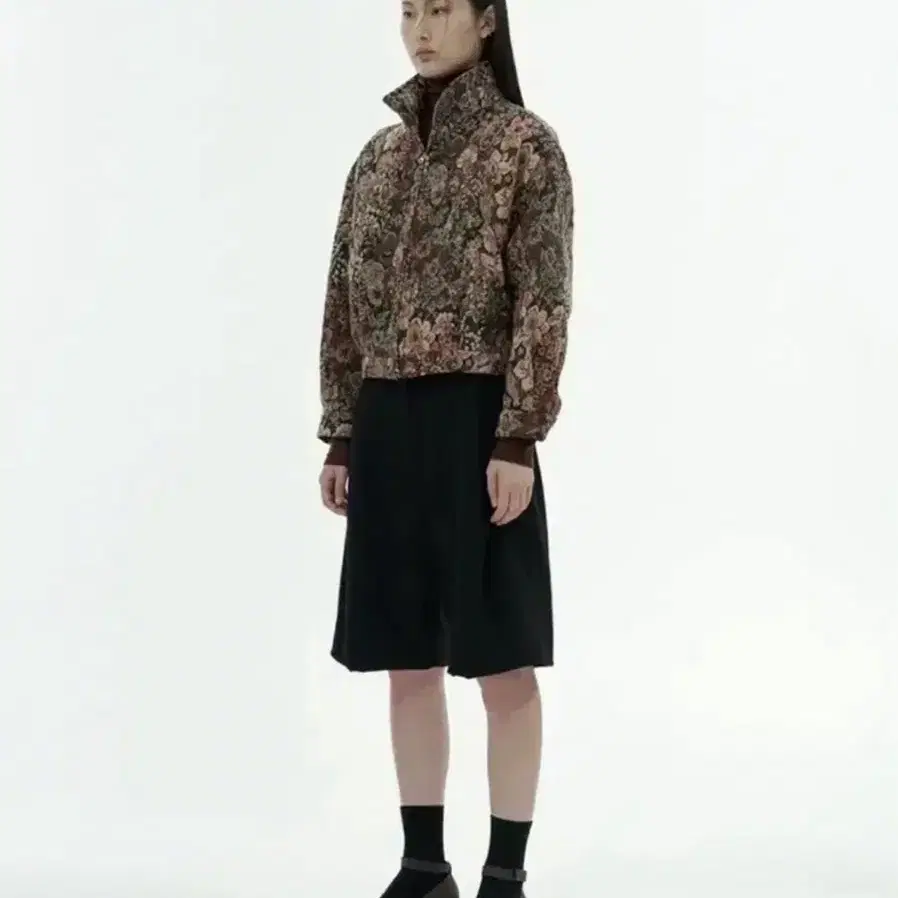 아모멘토 FLOWER JACQUARD BLOUSON (마뗑킴 트리밍버드)