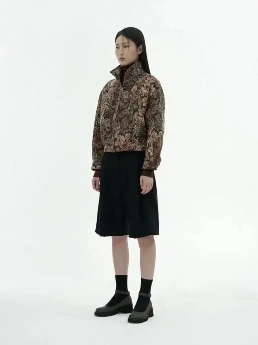 아모멘토 FLOWER JACQUARD BLOUSON (마뗑킴 트리밍버드)