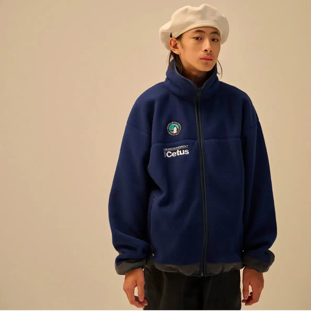 디센던트 24FW DAVID FLEECE JACKET 네이비 3사이즈