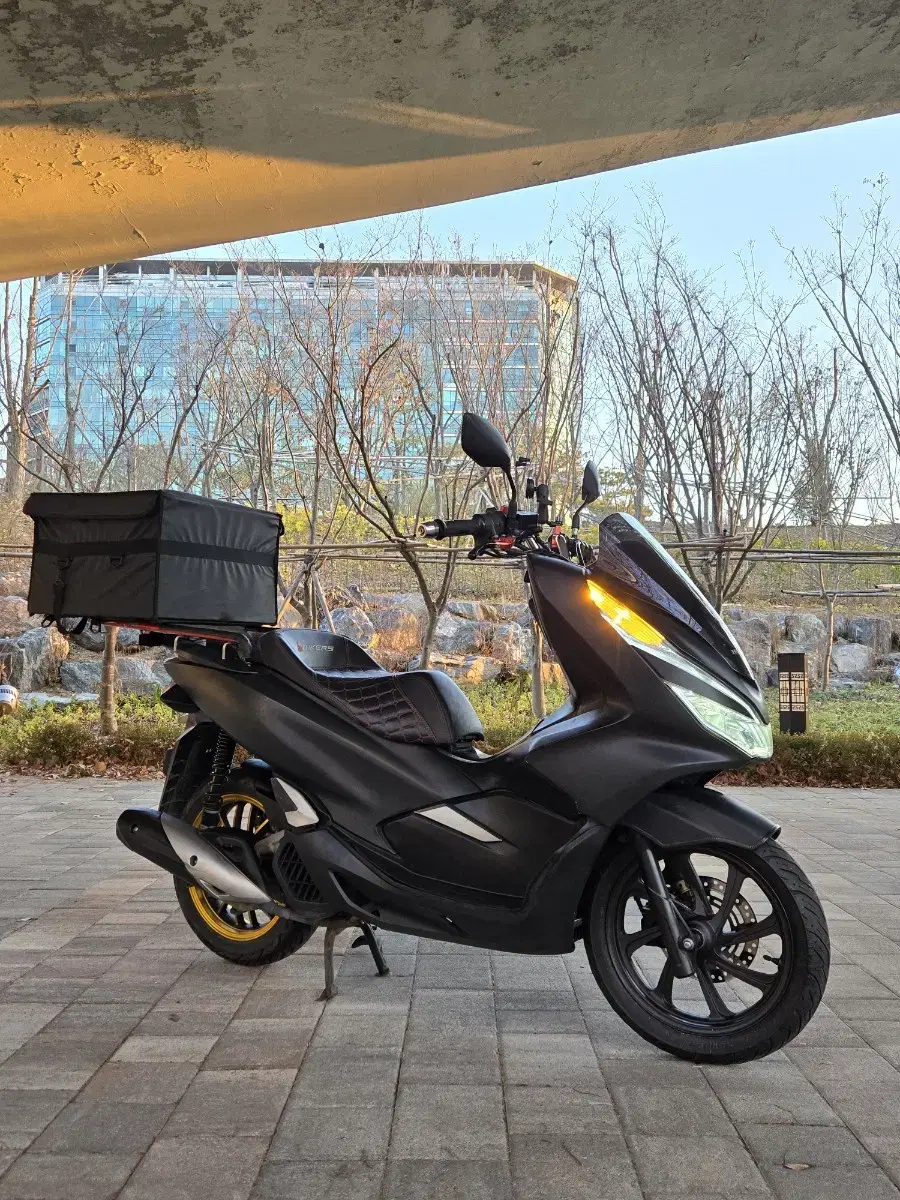 19년식 PCX125 4만키로 배달세팅 스쿠터 (급매)