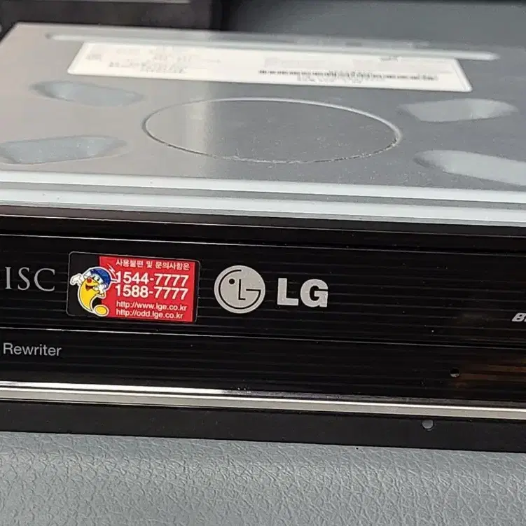 LG BD-ROM/DVD Rewriter