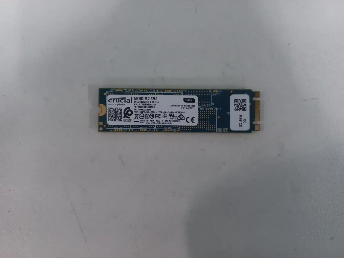 마이크론 Crucial MX500 M.2 SATA(250GB)