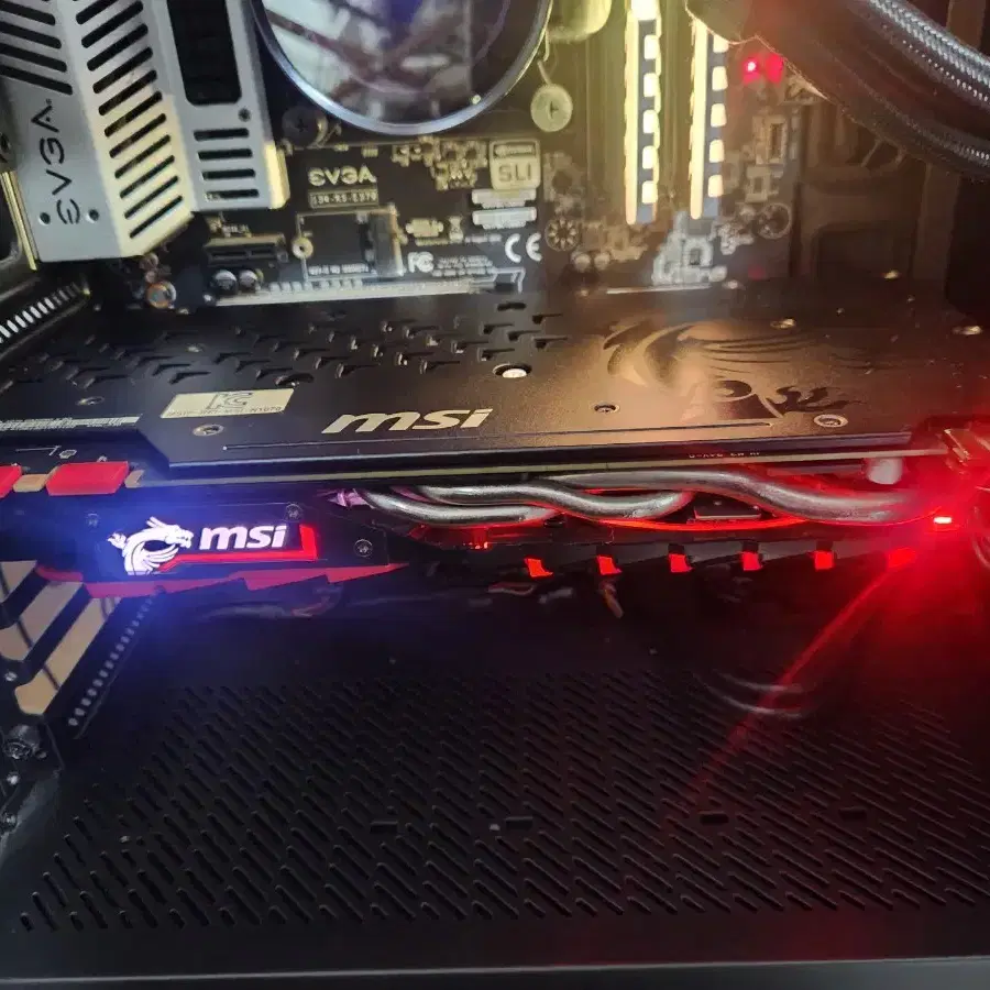 상태좋음gtx1070 8gb팝니다