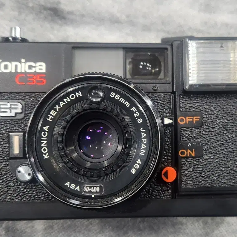 KONICA C35 EF